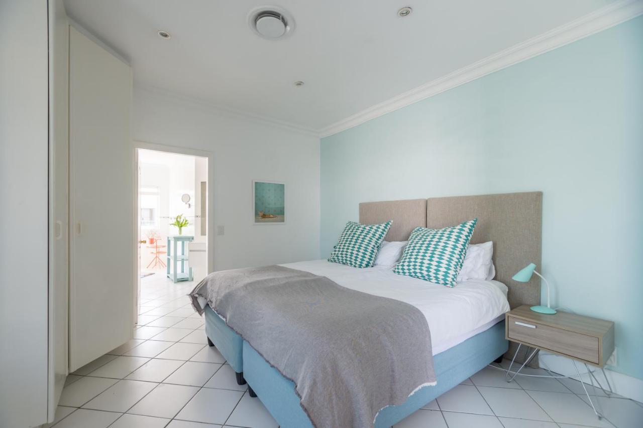 Ocean10 Guesthouse Кейптаун Екстериор снимка
